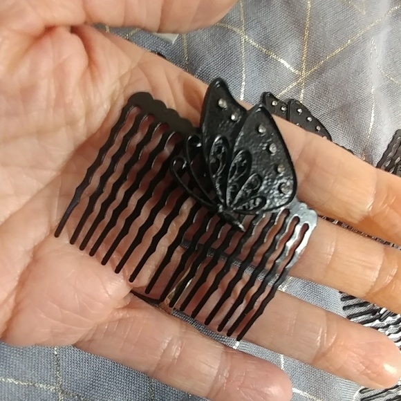 6 Black Butterfly Hair Combs - Picture 5 of 7